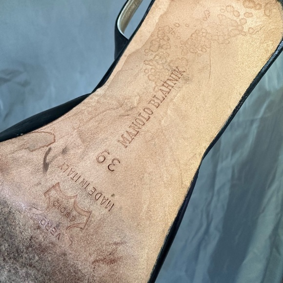 Vintage Manolo Blahnik Black Leather Carolyne Slingback Pumps Heels Sz 8.5 / 39 - Picture 11 of 11